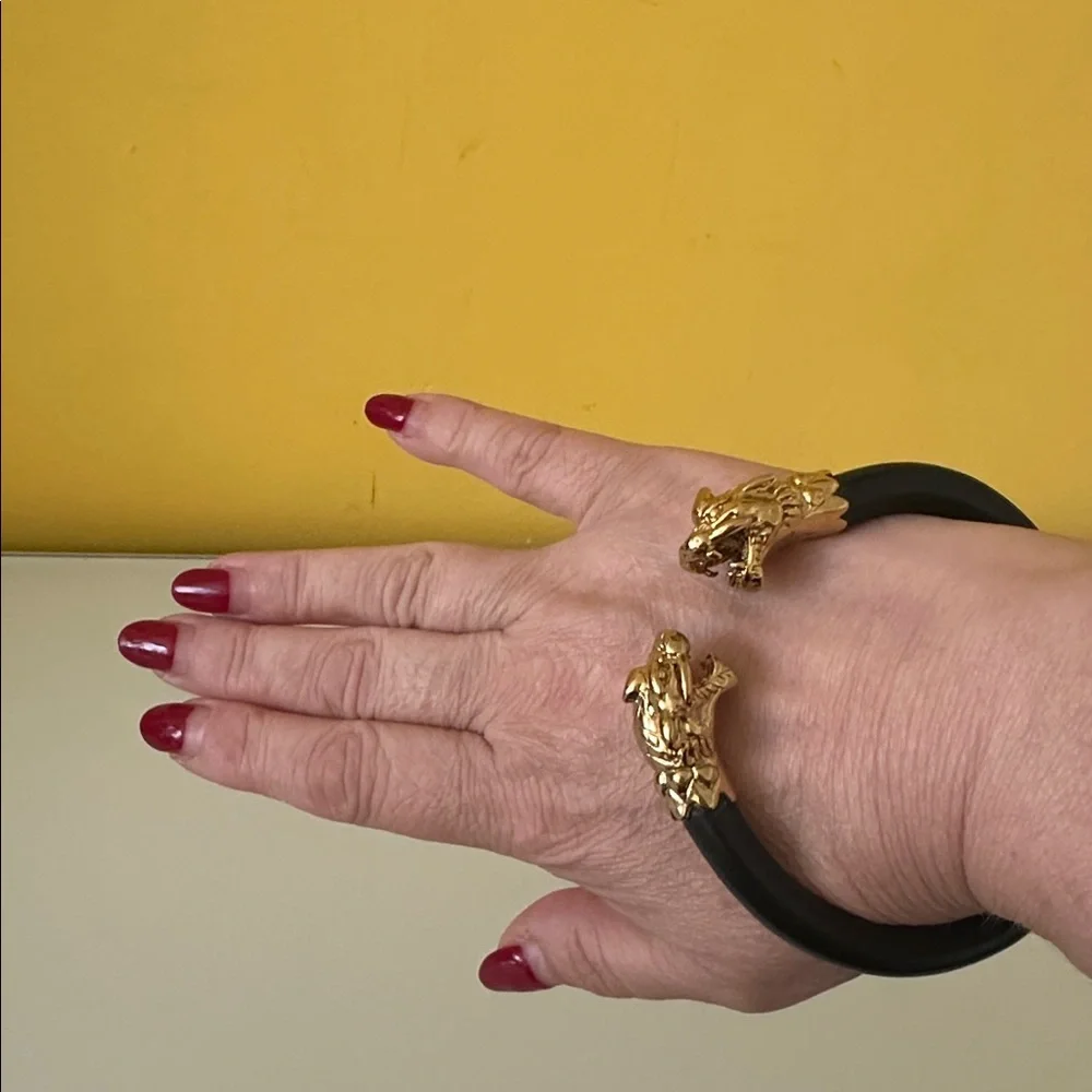 Black and Gold Bracelet with Lion Heads Unisex